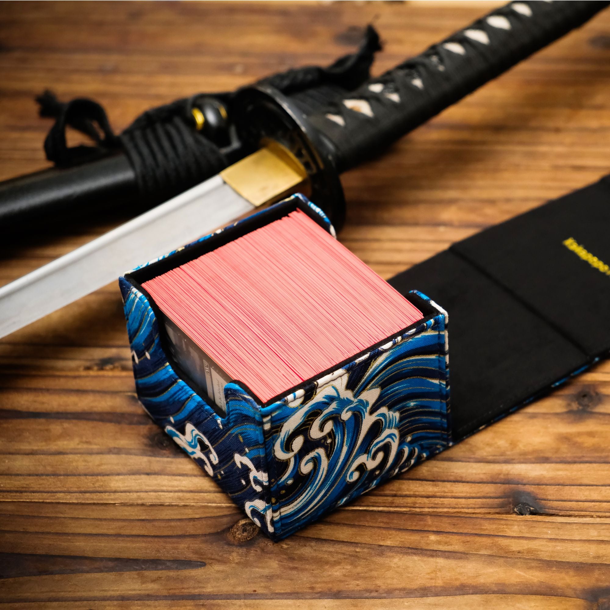 The Geisha Deckimono - Winter Waves (Inner wooden-frame) – KakapopoTCG