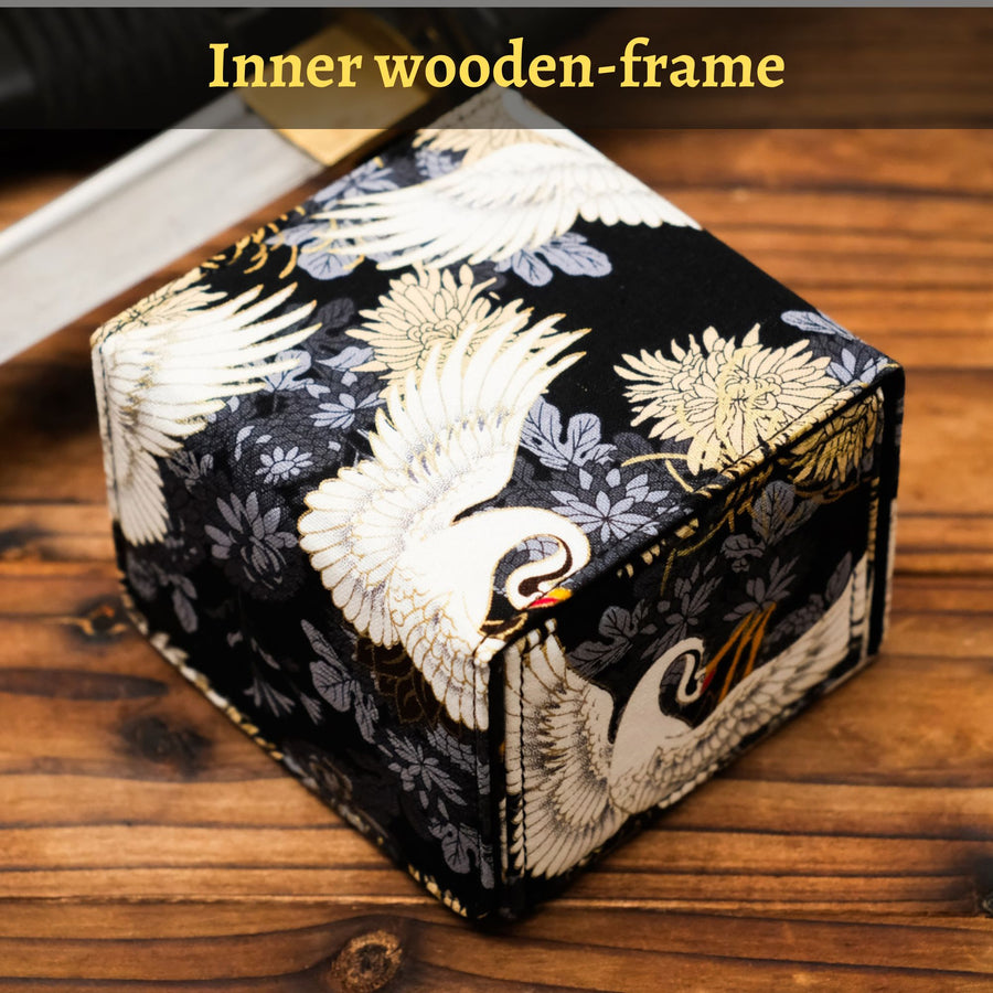 PREORDER - The Geisha Deckimono (Innwer wooden-frame) - April 2024 Delivery