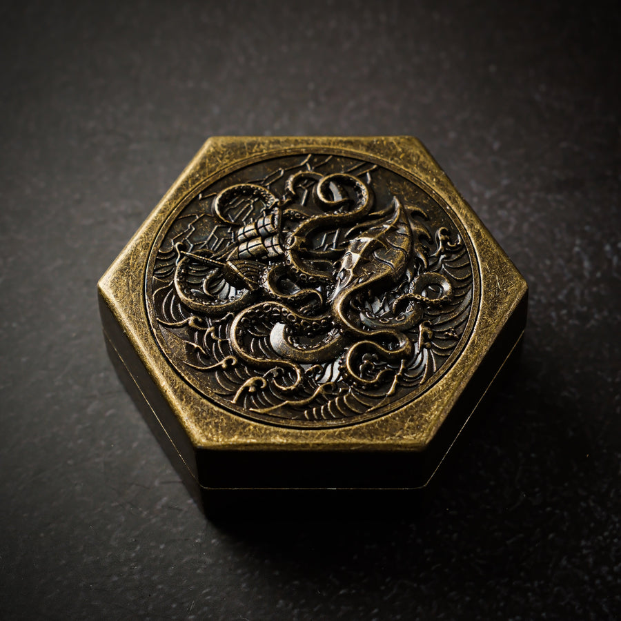 Krakens's Nest - Metal Dice Box
